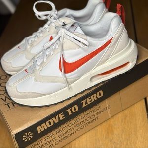 Nike Air Max Dawn sneaker